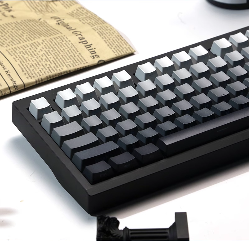 Gradient Gray Side Printed Shi - Gaming Keyboard Typewriter のレビューと価格