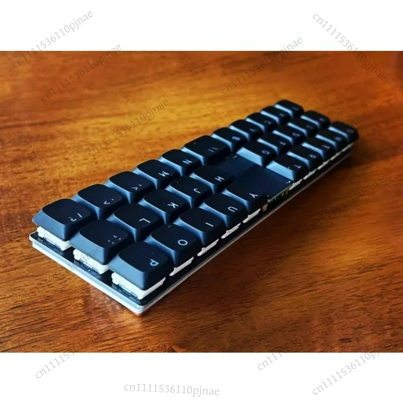 P31n/P30a Low Profile Keyboard - Gaming Keyboard Mini のレビューと価格