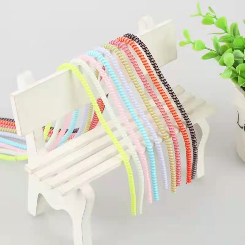 1.4M TPU Spiral USB Charging C - Coiled Usb Cable のレビューと価格