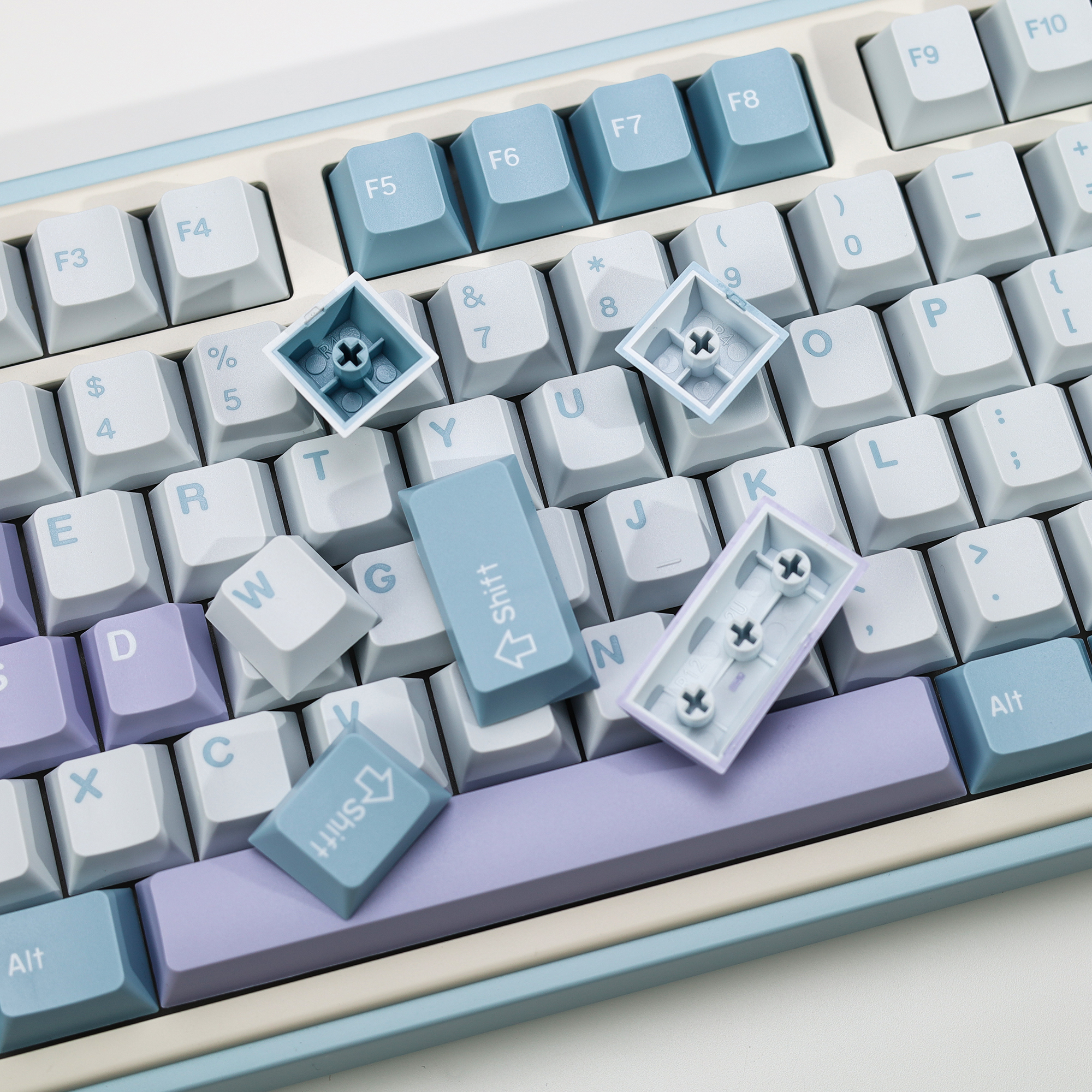 KBDiy Illusion Keycap Retro PB - Gaming Keyboard No Number Pad のレビューと価格