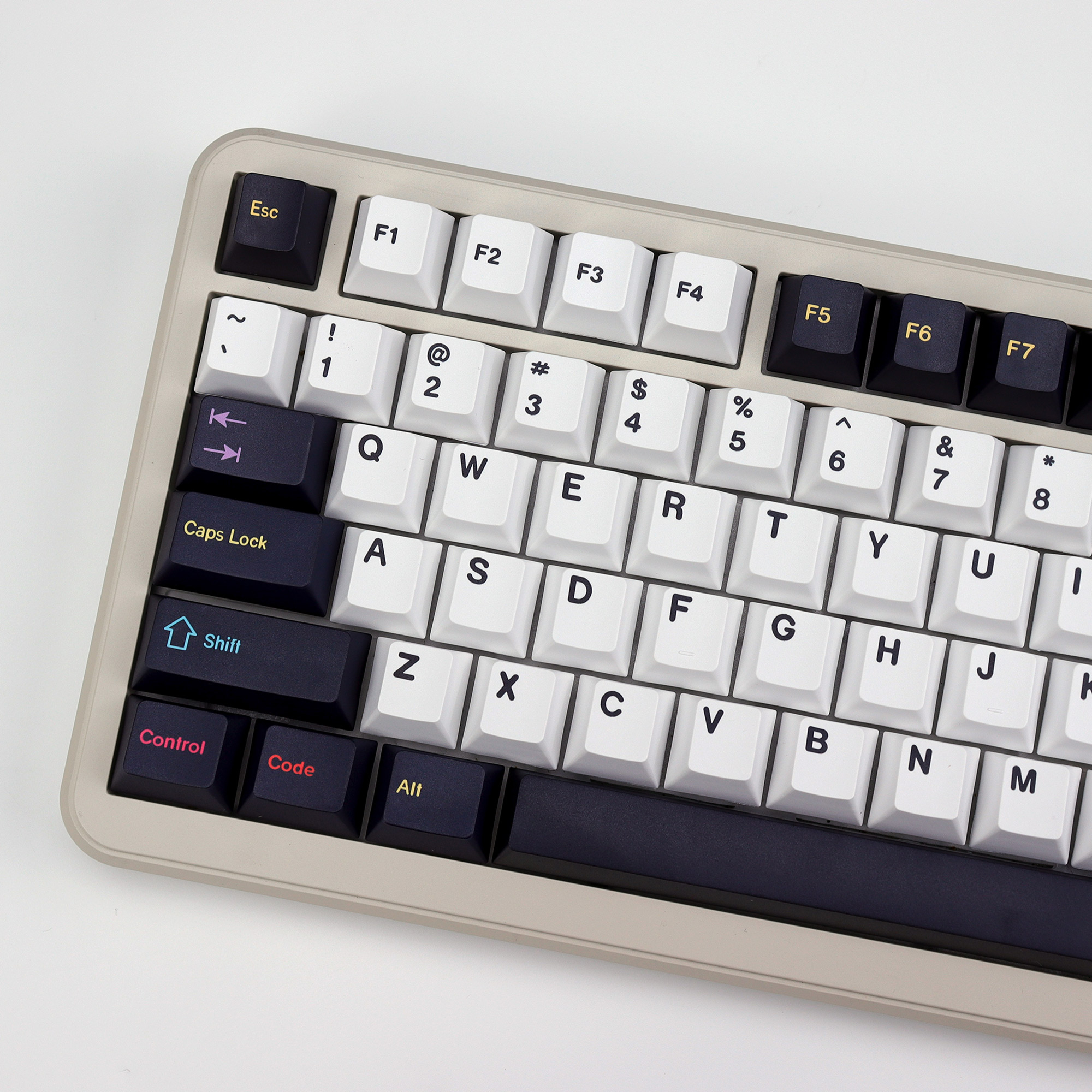 KBDiy GMK Colorchrome Keycaps  - Gaming Keyboard No Number Pad のレビューと価格