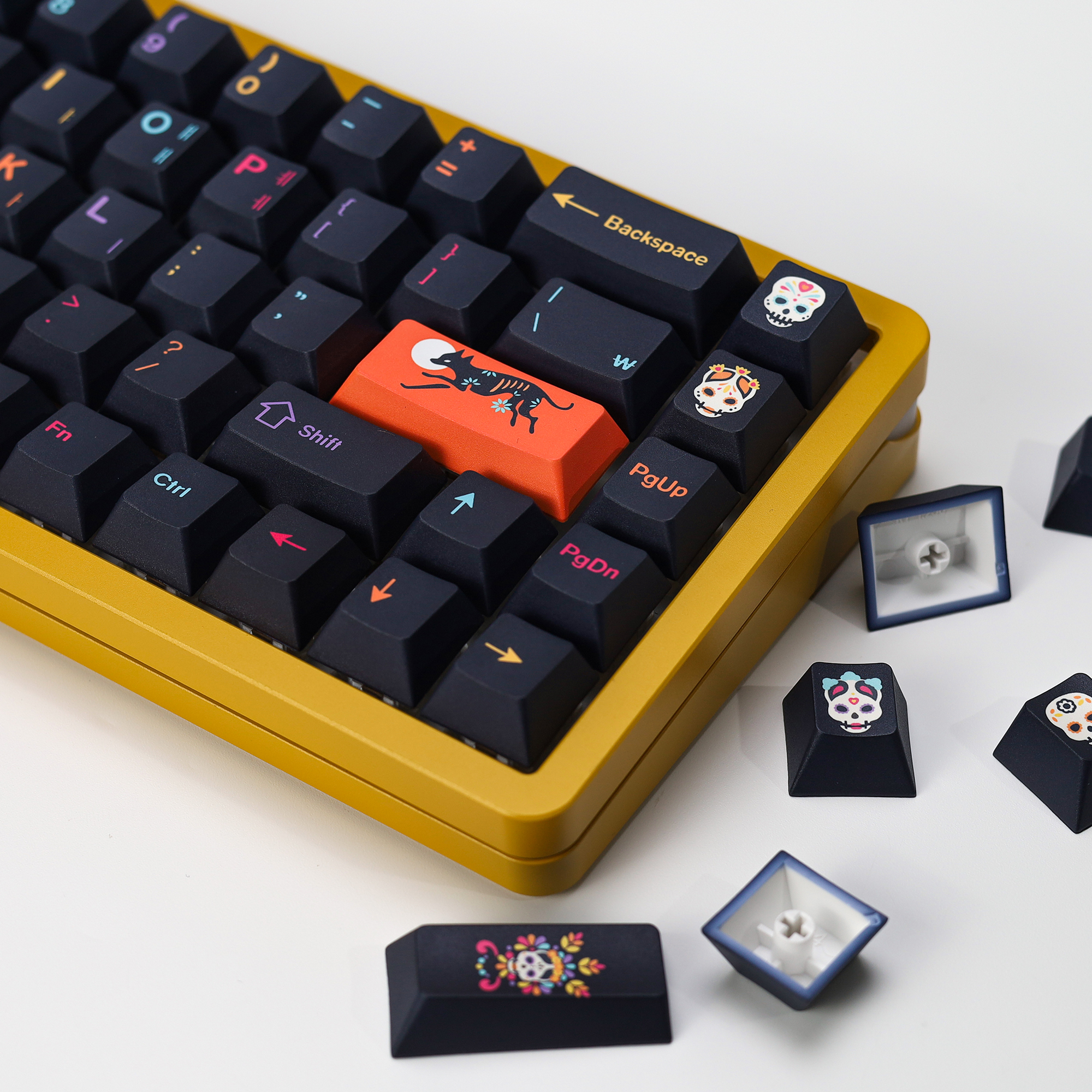 KBDiy GMK Mictlan Cherry Profi - Gaming Keyboard No Number Pad のレビューと価格