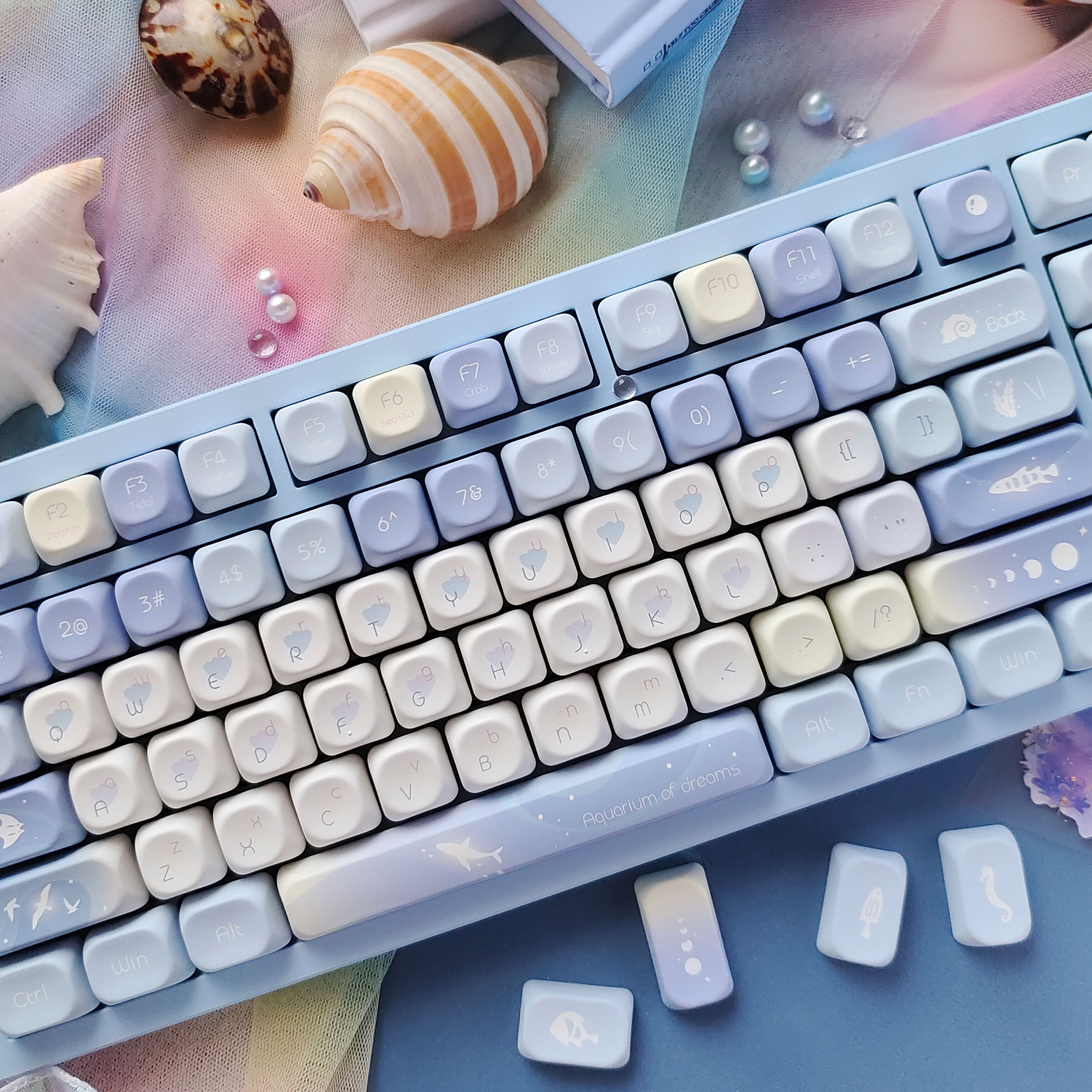 Five Sided Dye Sublimation Key - Keyboard Gaming Blue Switch のレビューと価格