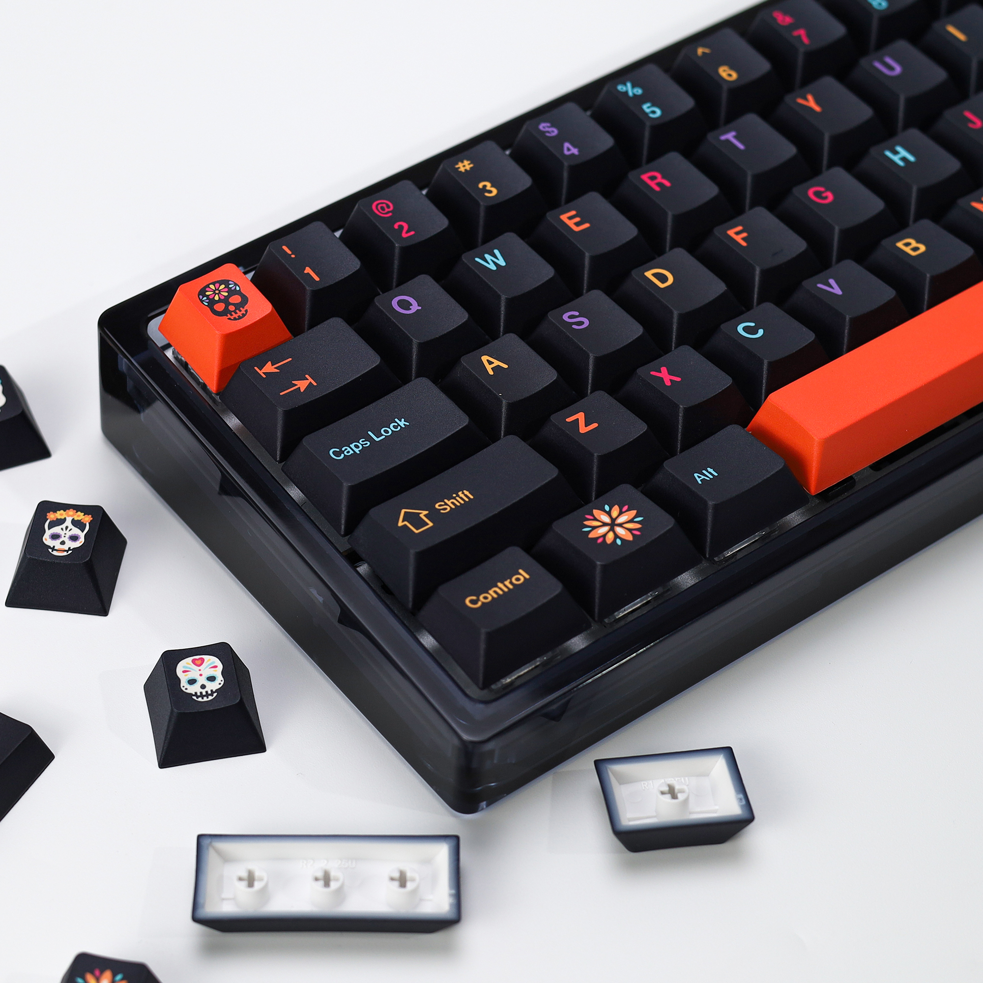 KBDiy GMK Mictlan 143 Keys PBT - Gaming Keyboard No Number Pad のレビューと価格